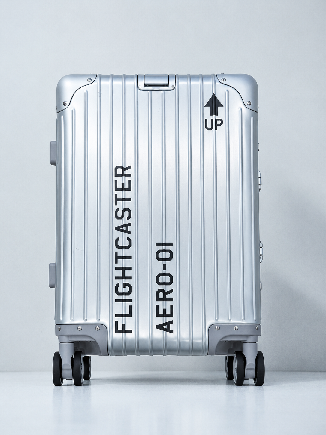 AERO 01 Flightcaster Series aluminium cabin suitcase, front view